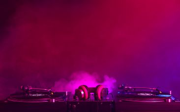 DJ hire hen party